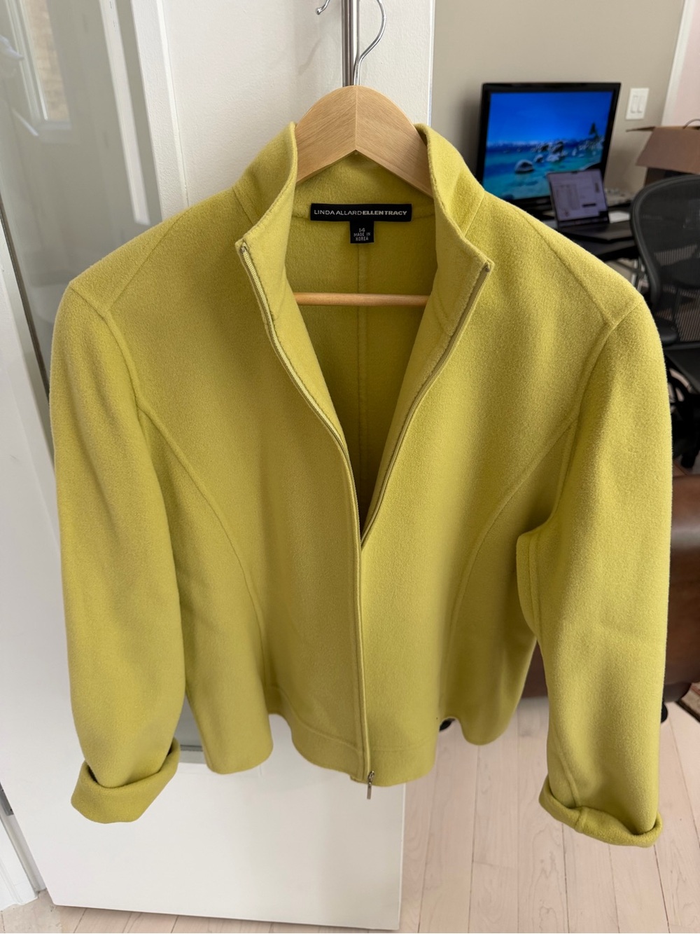 Linda Allard Ellen Tracy lime green full-zip jacket 100% wool